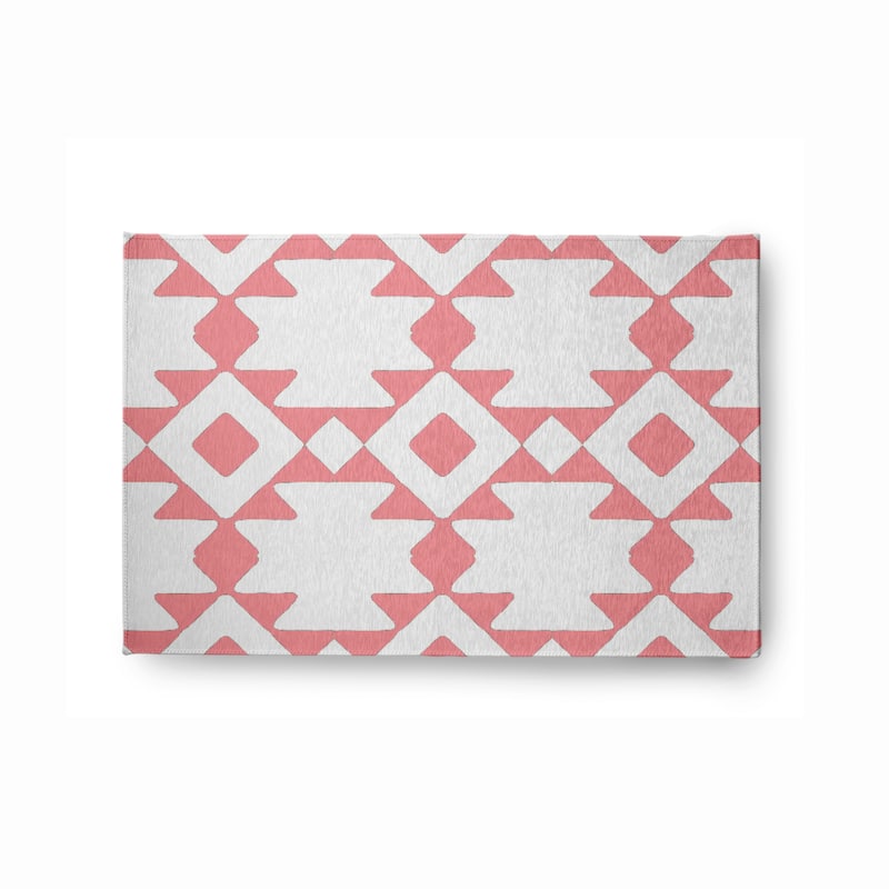 Geometric Soft Chenille Rug - 2' x 3' - Pink