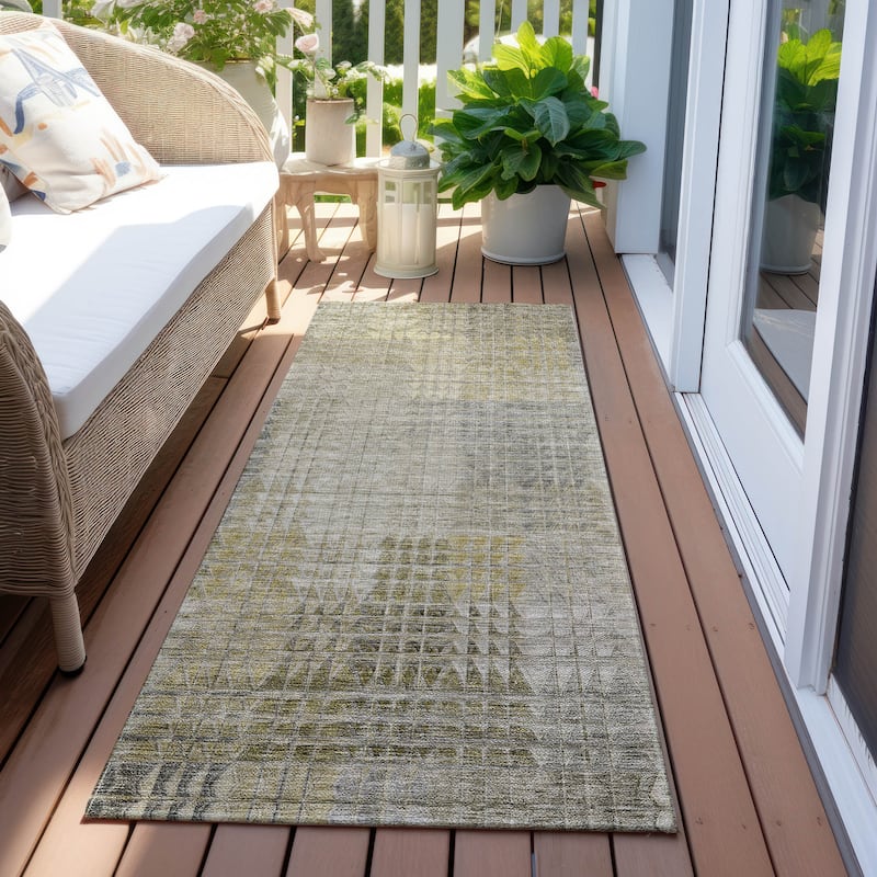 Machine Washable Indoor/ Outdoor Chantille Modern Kaleidoscope Rug - Taupe - 2'3" x 7'6"