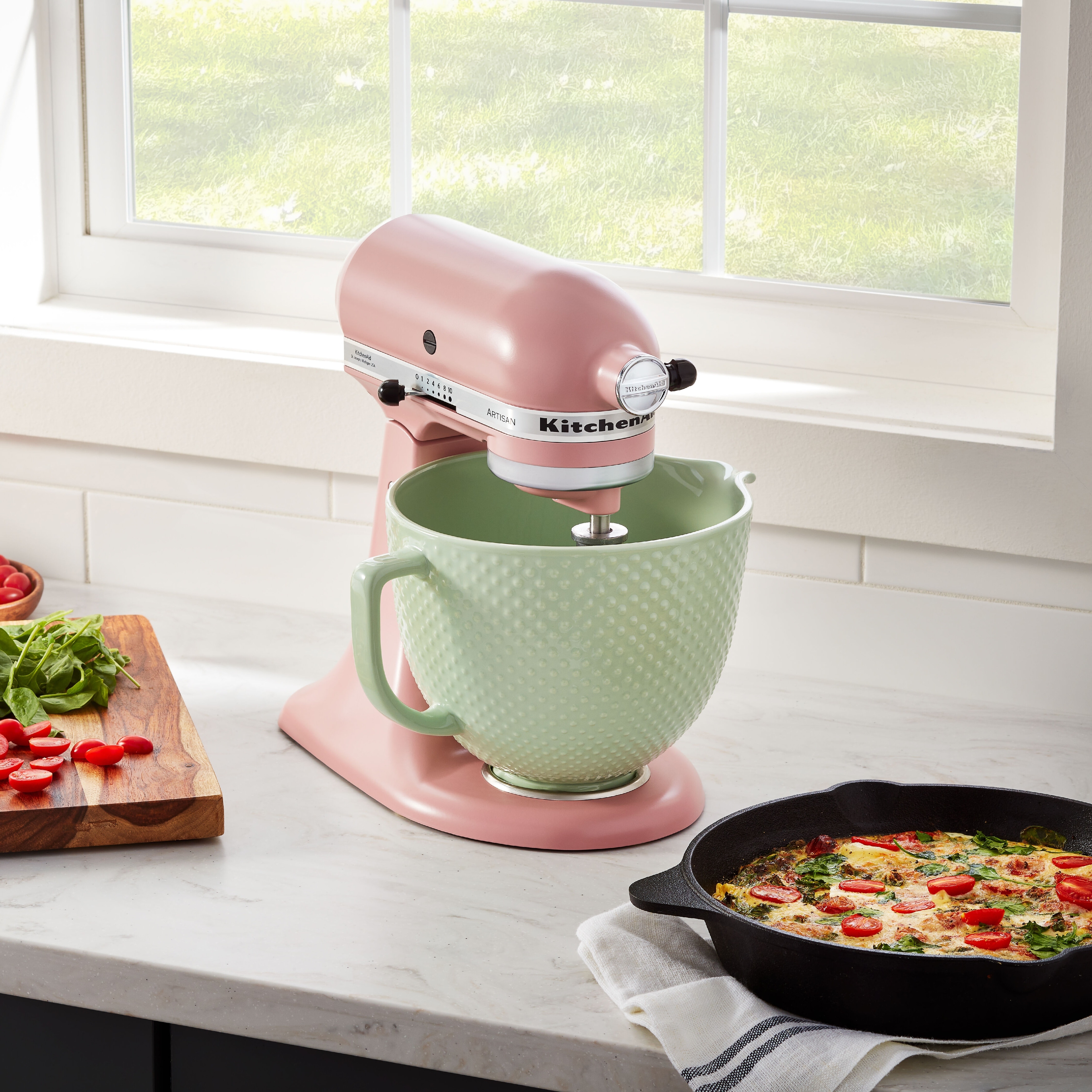 KitchenAid Artisan Series 5 Quart Tilt-Back Head Stand Mixer in