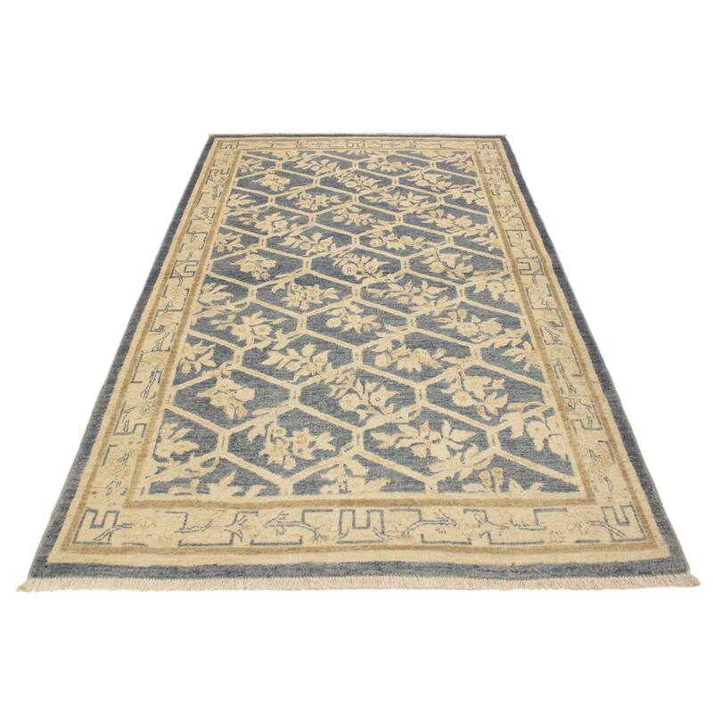 Hexagonal Trellis Floral Hand-Knotted Wool Area Rug