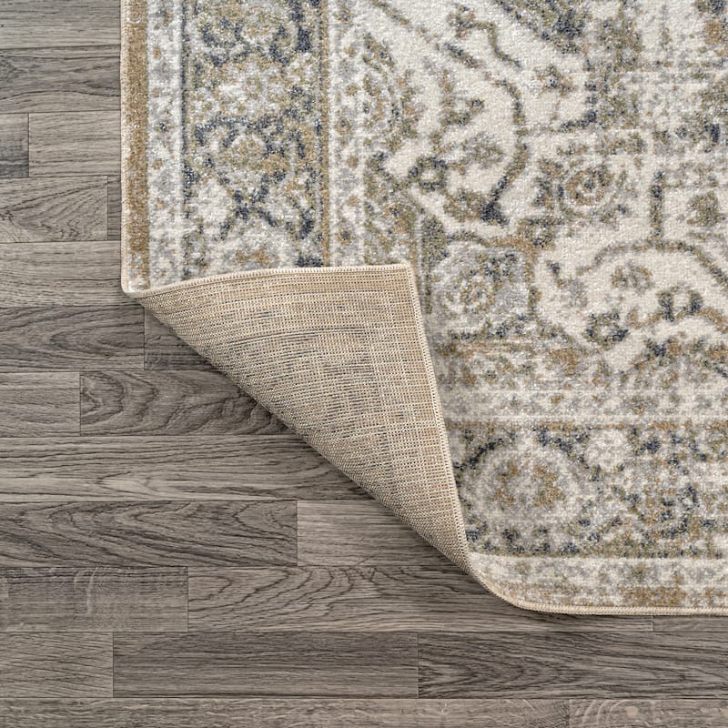 JONATHAN Y Pavel Bold Distressed Medallion Low-Pile Machine-Washable Area Rug
