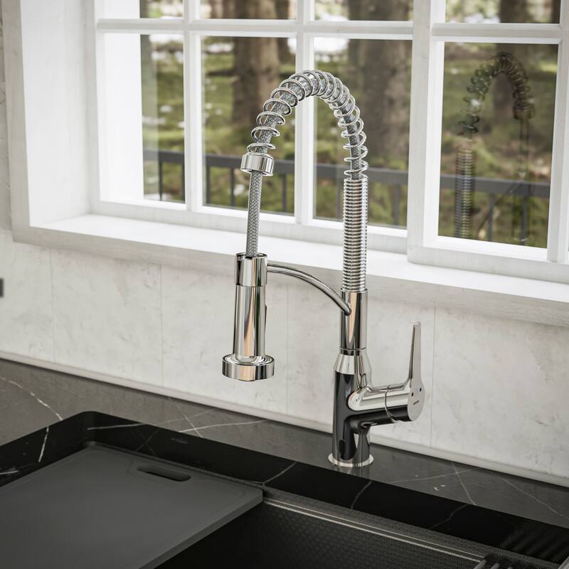 Karran Scottsdale Touchless Single-Handle Pull-Down Sprayer Kitchen Faucet