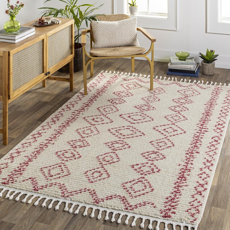 Livabliss Casual Casablanca Shag Tribal Area Rug - 6'7" x 9' - Rosy