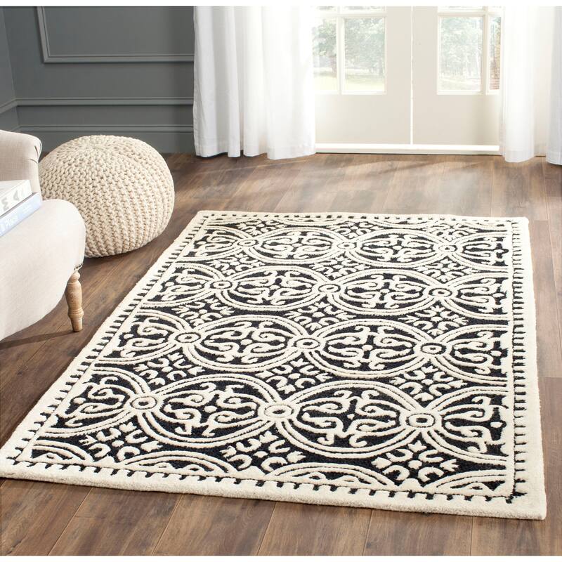 SAFAVIEH Handmade Cambridge Myrtis Moroccan Wool Rug - 3' x 5' - Black/Ivory