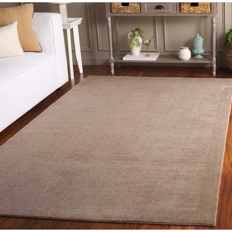SAFAVIEH Handmade Mirage Efthalia Wool Rug - Beige - 6' x 9'