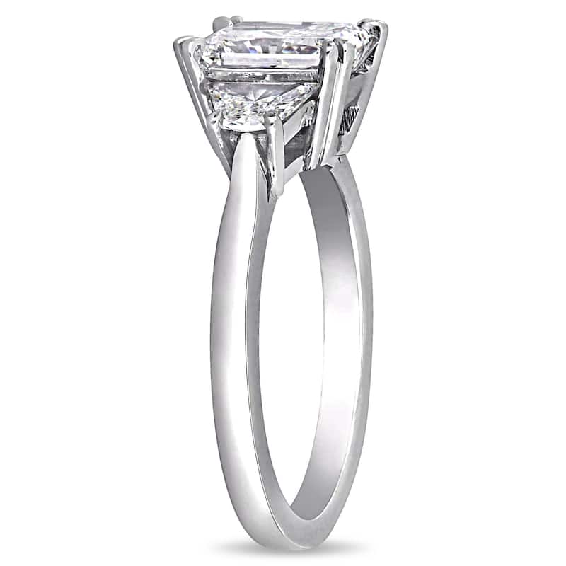 Miadora 2 1/2ct TDW Radiant Cut and Trapezoid Diamond 3-Stone Engagement Ring in 18k White Gold