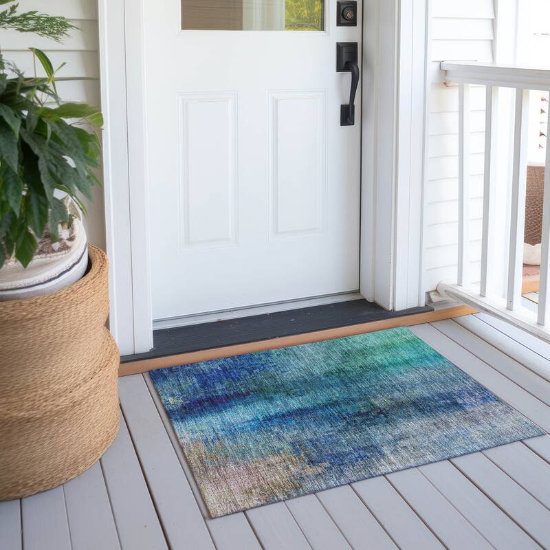 Machine Washable Indoor/ Outdoor Abstract Ombre Chantille Rug - Blue - 1'8" x 2'6"