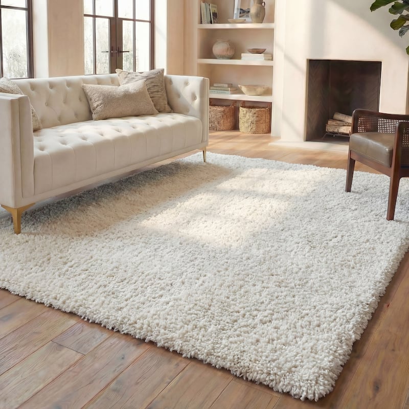 SAFAVIEH August Wilhelma Shag Solid 1.2-inch Thick Area Rug