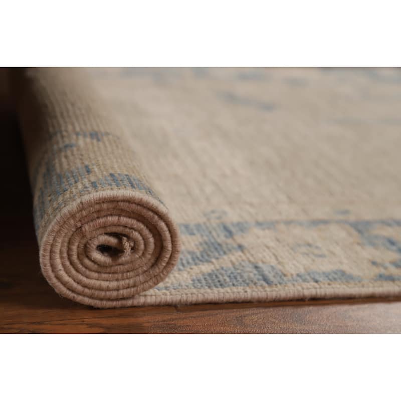 Hand Knotted Oriental 100% Wool Carpet Transitional Floral Beige & Ivories Oushak Area Rug - 5' 10'' X 2' 8''