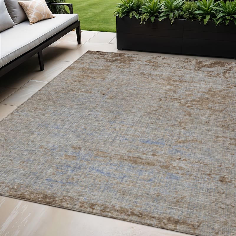 HomeRoots Abstract Transitional Rectangle Outdoor Rug - 5' X 8'