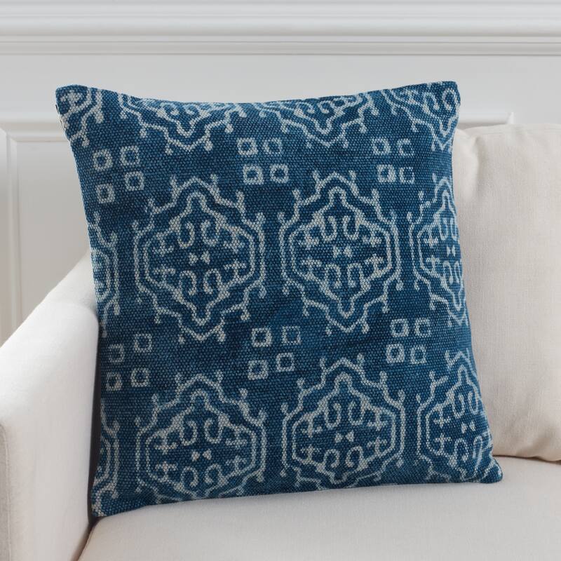 SAFAVIEH Home Collection Rez Indigo 18-inch Square Decorative Pillow