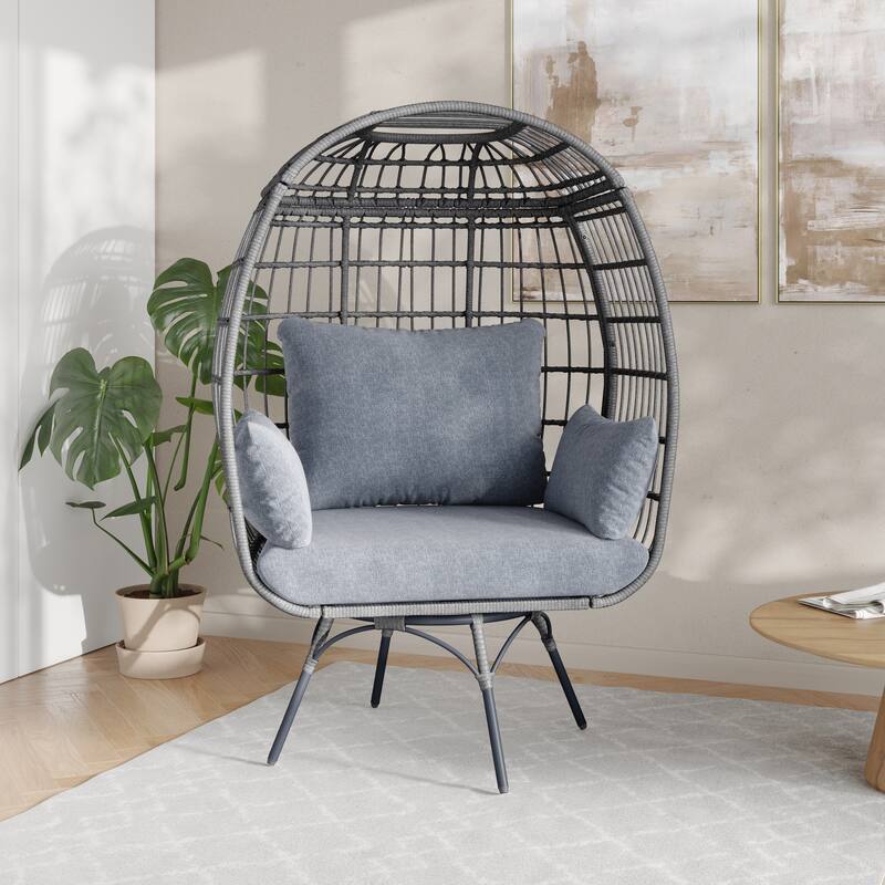 Commercial Indoor/Outdoor Wicker Swivel Lounge Chair with 4 Cushions