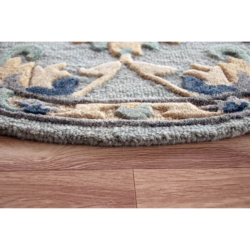 Sevita Lilly Farmhouse Damask Gray/Beige Handmade Wool Indoor Area Rug