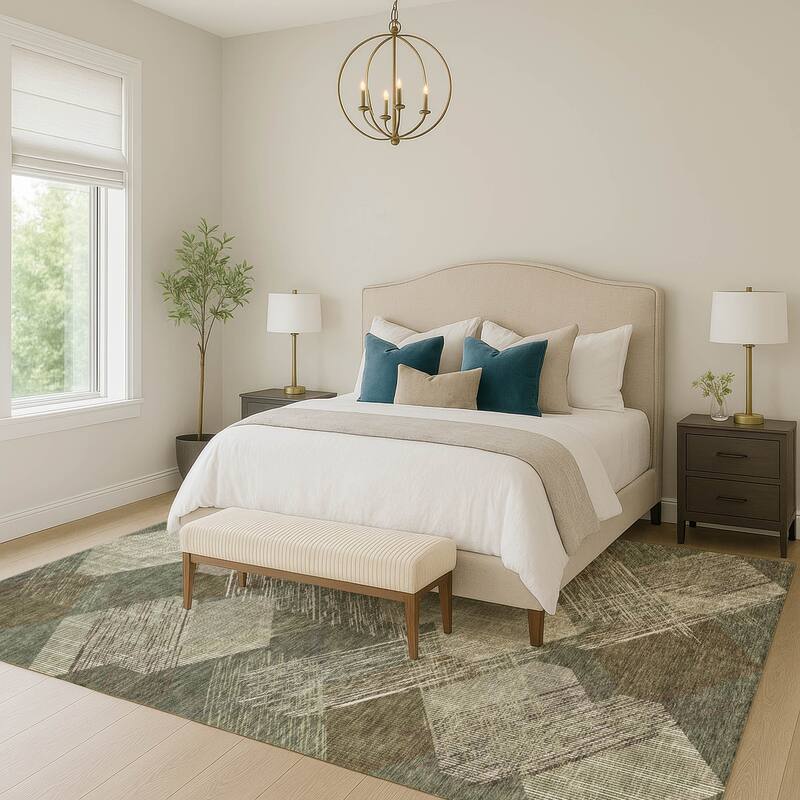 Machine Washable Indoor/ Outdoor Modern Hotchkiss Chantille Rug