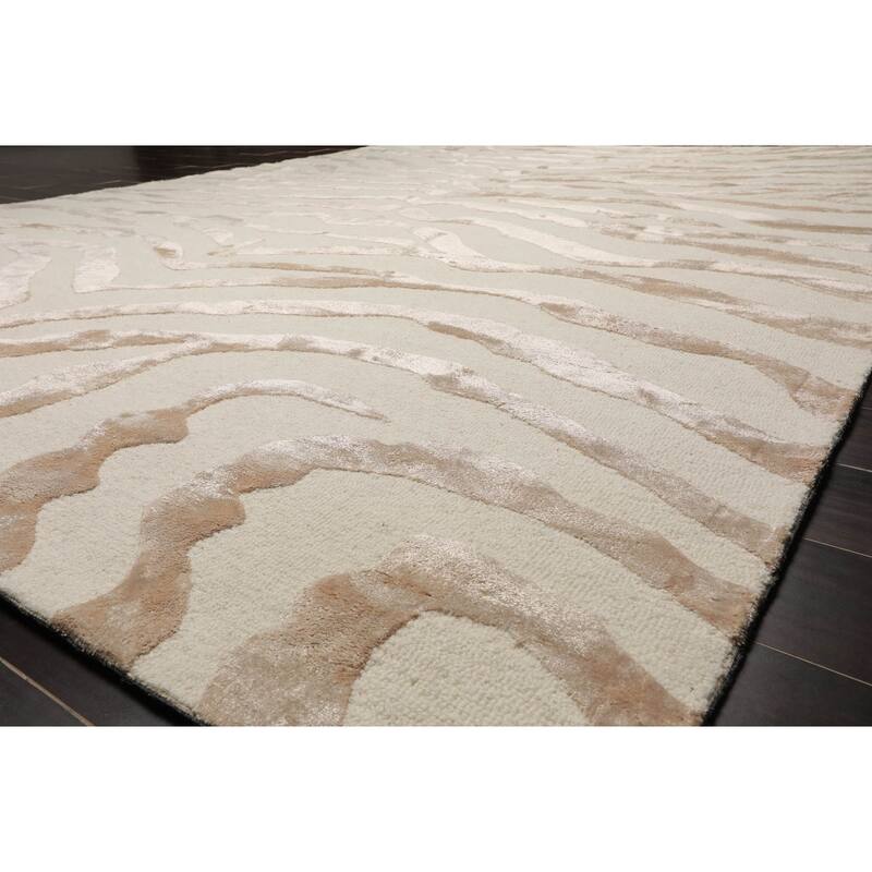 Hand Made Wool & Silk Modern & Contemporary Oriental Area Rug Ivory