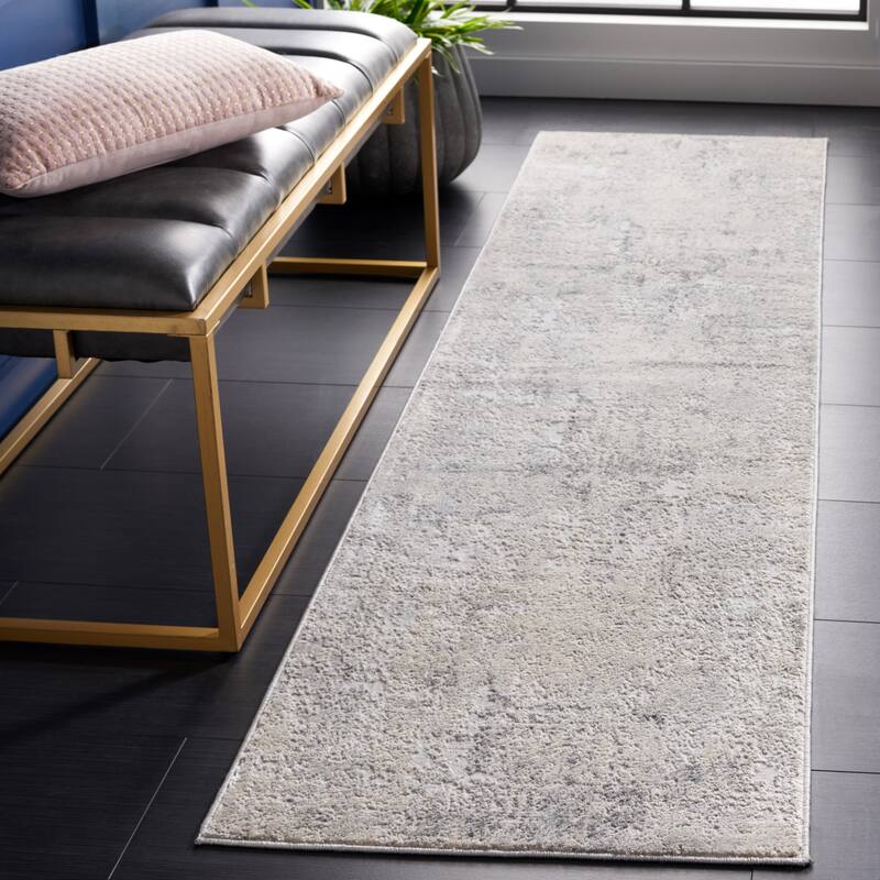SAFAVIEH Vogue Lelia Modern & Contemporary Rug