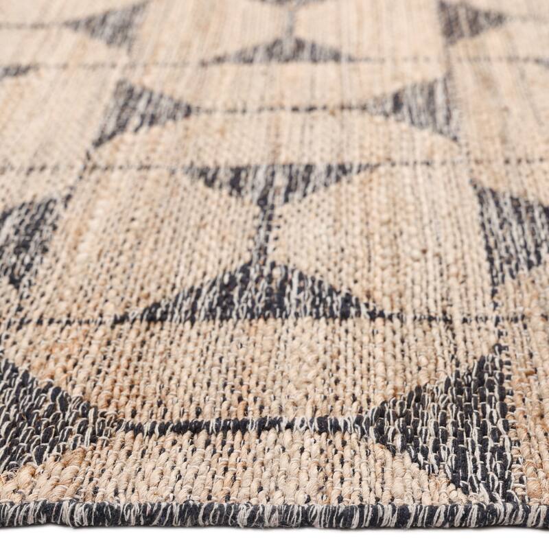 Overton Handmade Modern Contemporary Geometric Area Rug