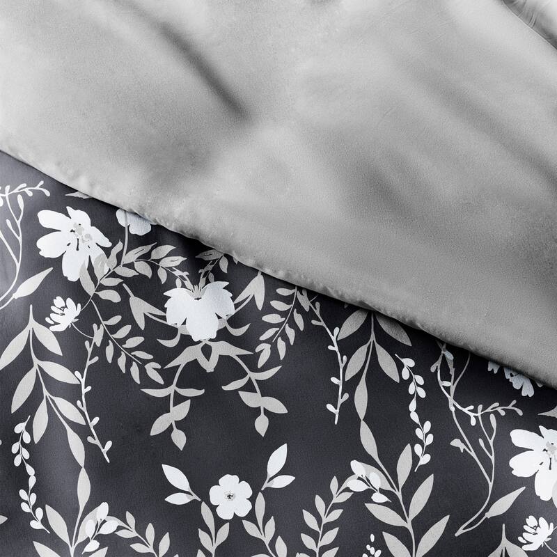 Becky Cameron Secret Garden 3 Piece Reversible Duvet Cover Set