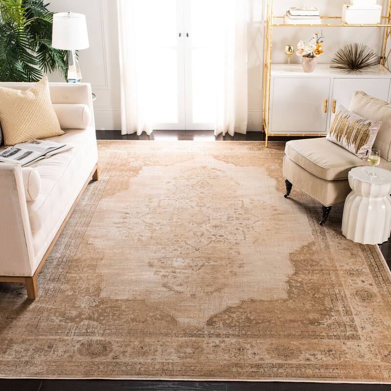 SAFAVIEH Vintage Berta Oriental Distressed Rug - 9' x 12' - Creme