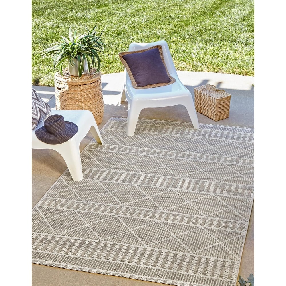Outdoor Khence Collection Area Rug