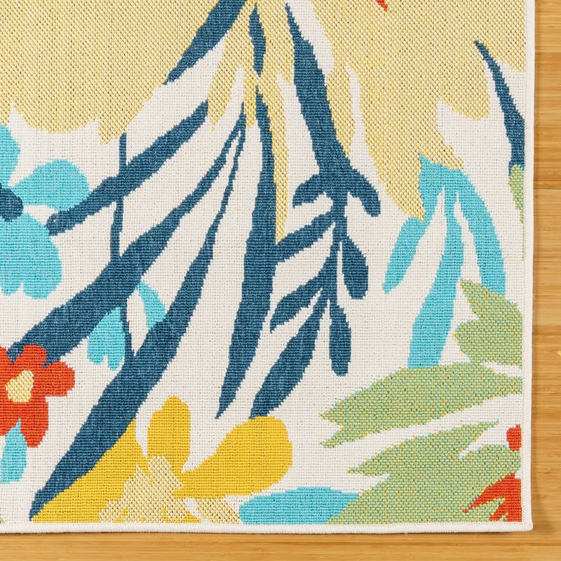 Gertmenian Ziesta Modern Bold Fruit Floral Multicolored UV Protected Polypropylene Flatweave Indoor/ Outdoor Area Rug Collection