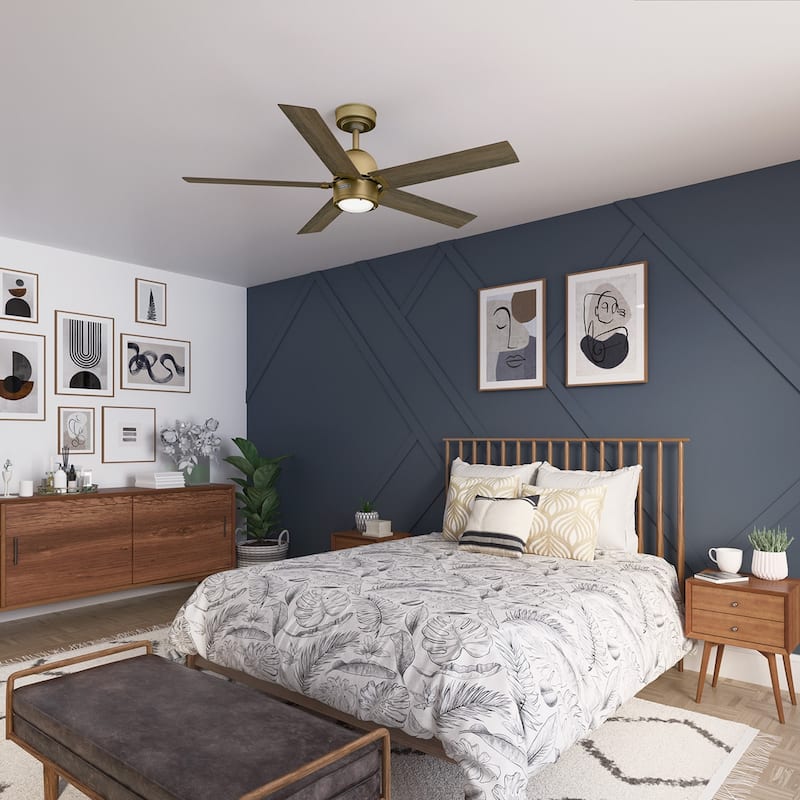 Hunter 52" Erling ENERGY STAR Ceiling Fan with LED Light Kit and Handheld Remote - Contemporary, Transitional, Modern Farmhouse