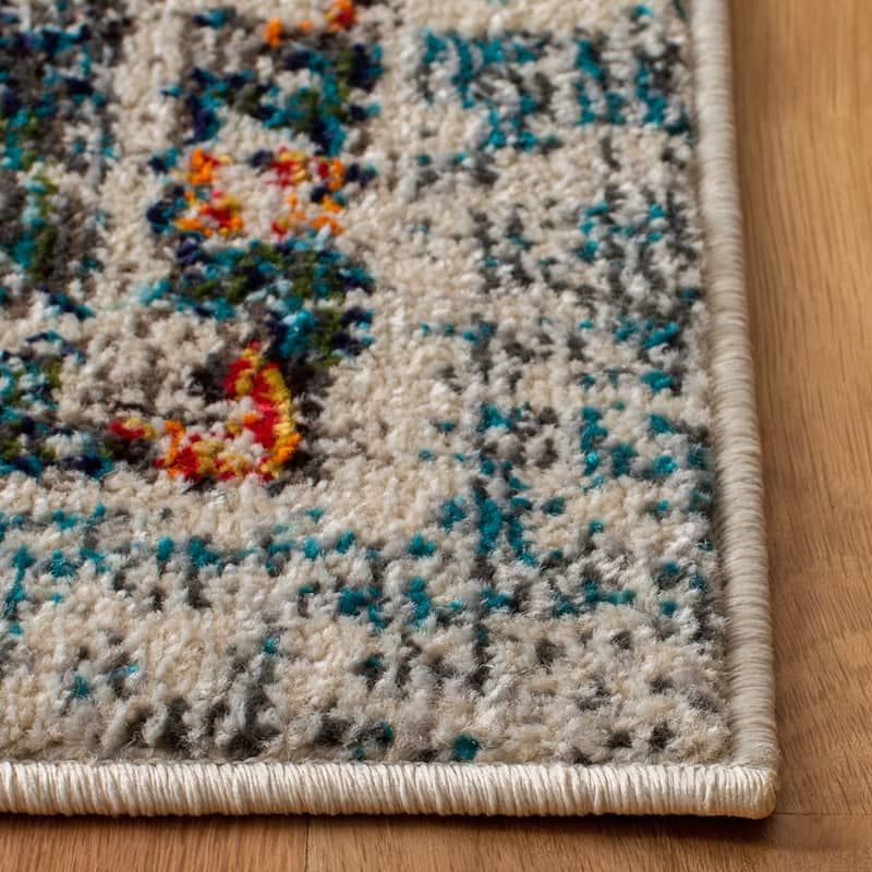SAFAVIEH Madison Diederike Boho Medallion Distressed Rug