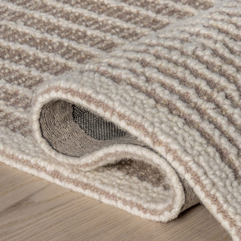 Frenshe Interiors Montceito Tiled Wool Area Rug