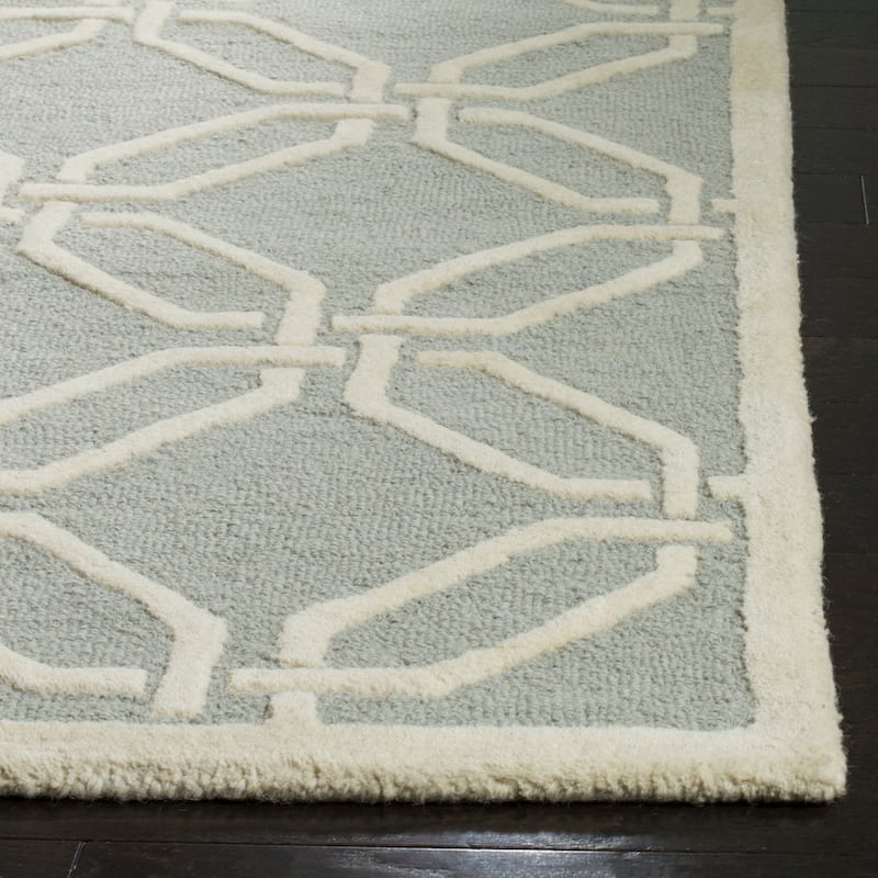 SAFAVIEH Handmade Cambridge Nhung Modern Moroccan Wool Rug