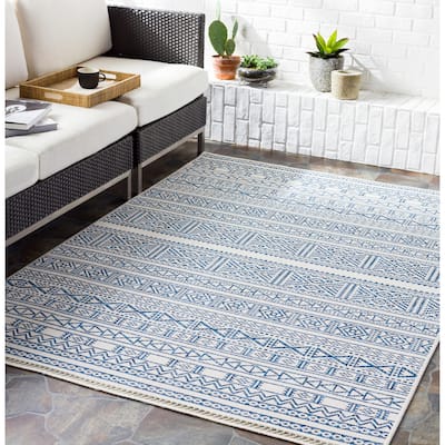 Wade Indoor/ Outdoor Tribal Stripe Area Rug
