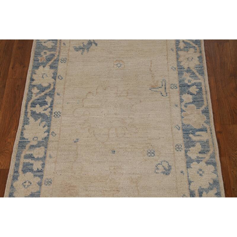 Hand Knotted Oriental 100% Wool Carpet Transitional Floral Beige & Ivories Oushak Area Rug - 5' 10'' X 2' 8''