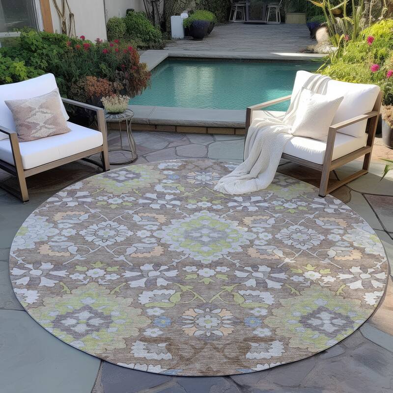 Machine Washable Indoor/ Outdoor Boho Traditional Chantille Rug - Taupe - 8' x 8'