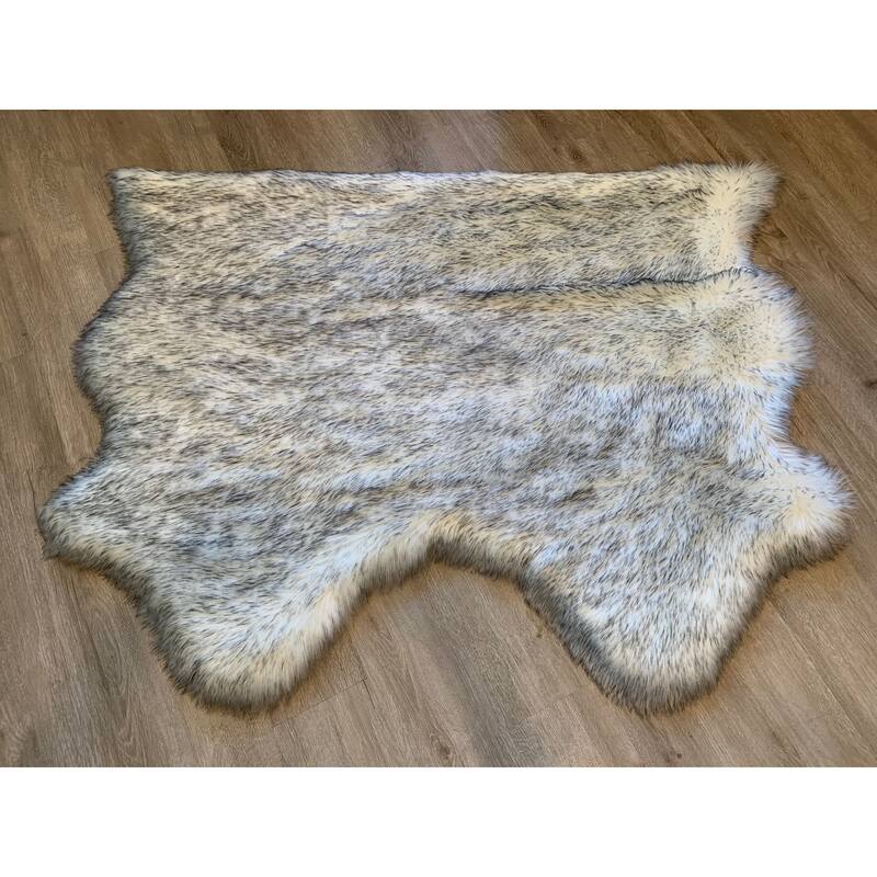 Highland Select Natural Long Wool Sheepskin 2 Pelt Shag Rug - 3' x 3'6"