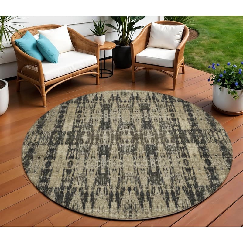 HomeRoots Moroccan Transitional Rectangle Outdoor Rug - 8' Round
