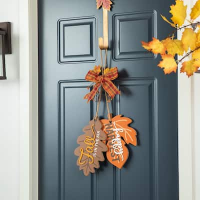 Glitzhome Wooden Maple Leaves Scarecrow Sunflower Door Hanger Wall Decor