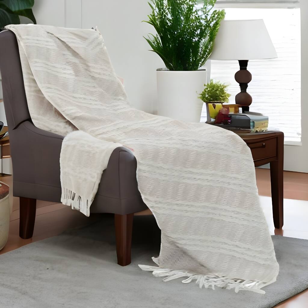 HomeRoots Blush Woven 100% Cotton Throw Blanket