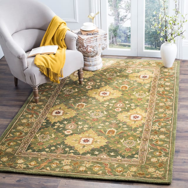 SAFAVIEH Handmade Antiquity Philomena Traditional Oriental Wool Rug - 5' x 8' - Olive