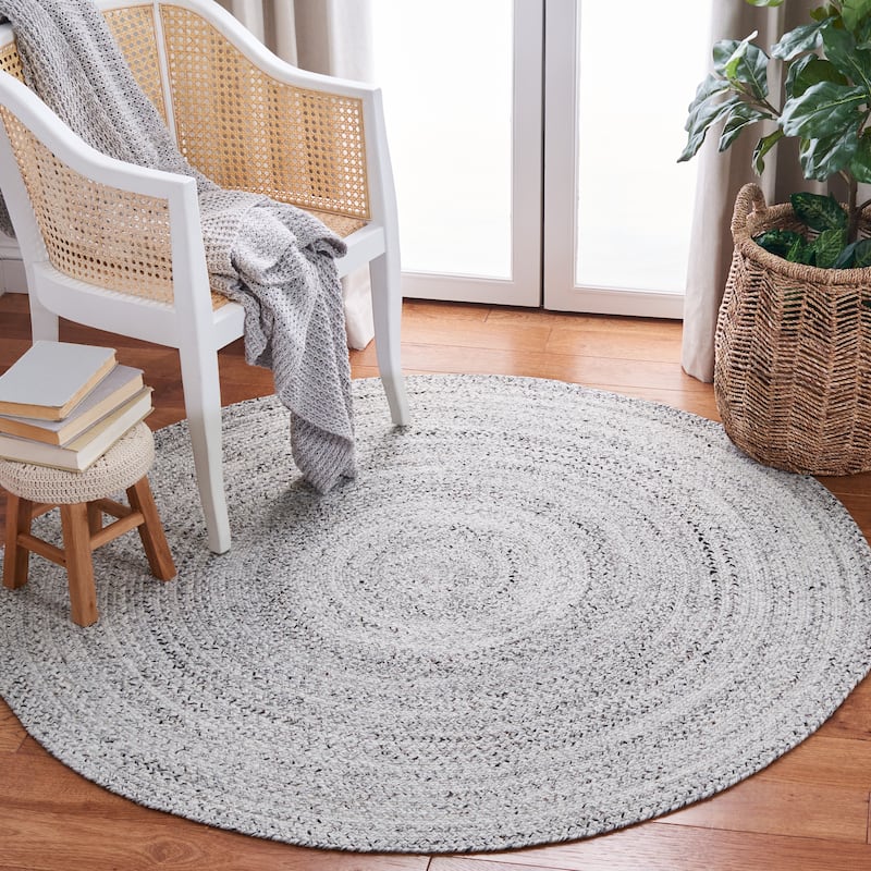 SAFAVIEH Handmade Handmade Bhavana Country Geometric Polyester Rug - 10' Round - Silver/Charcoal