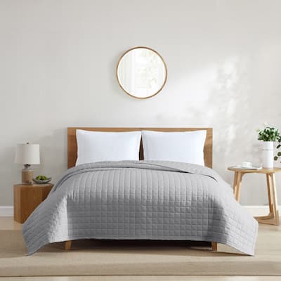 Jennifer Adams Lux Ultra-Soft Lightweight California Square Quilt