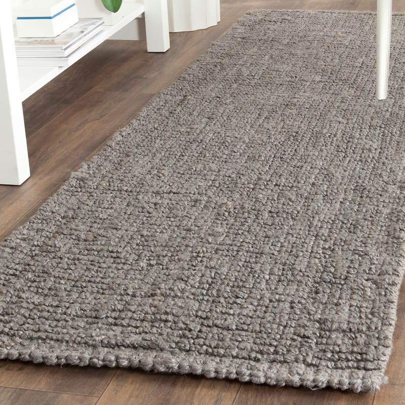 SAFAVIEH Jerneja Handmade Solid Chunky Jute Area Rug
