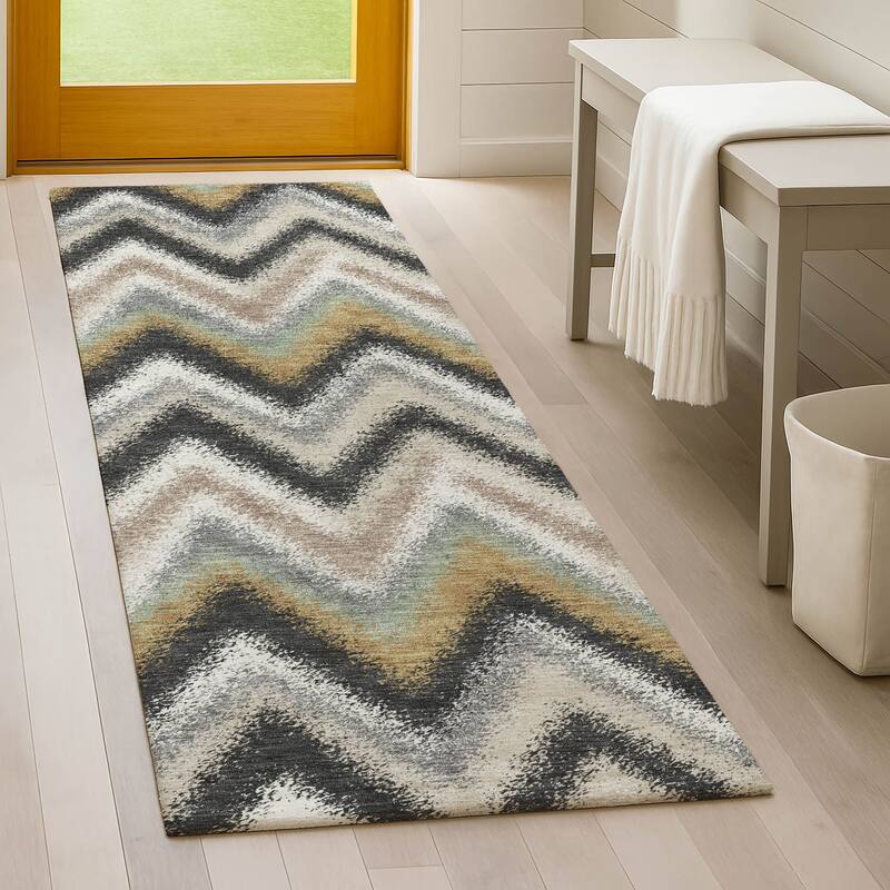 Machine Washable Indoor/ Outdoor Modern Chevron Chantille Rug
