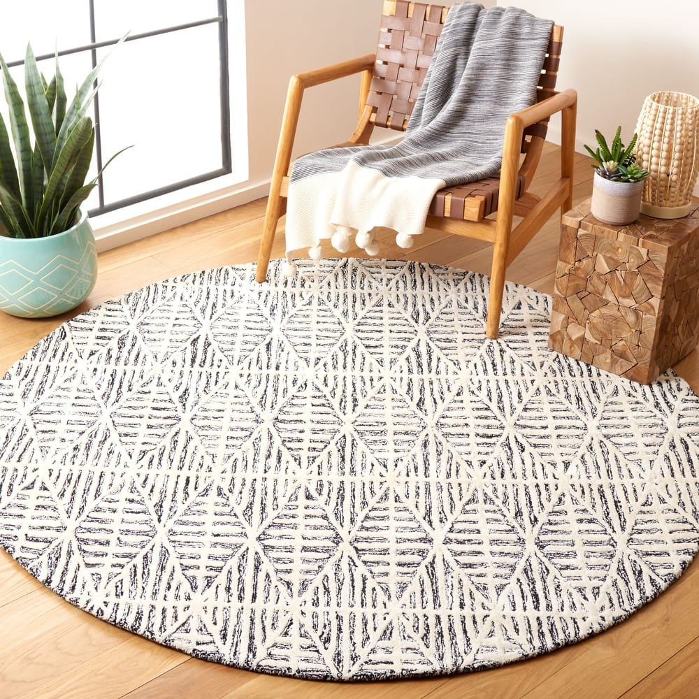 SAFAVIEH Handmade Ebony Chika Modern Trellis Wool Rug