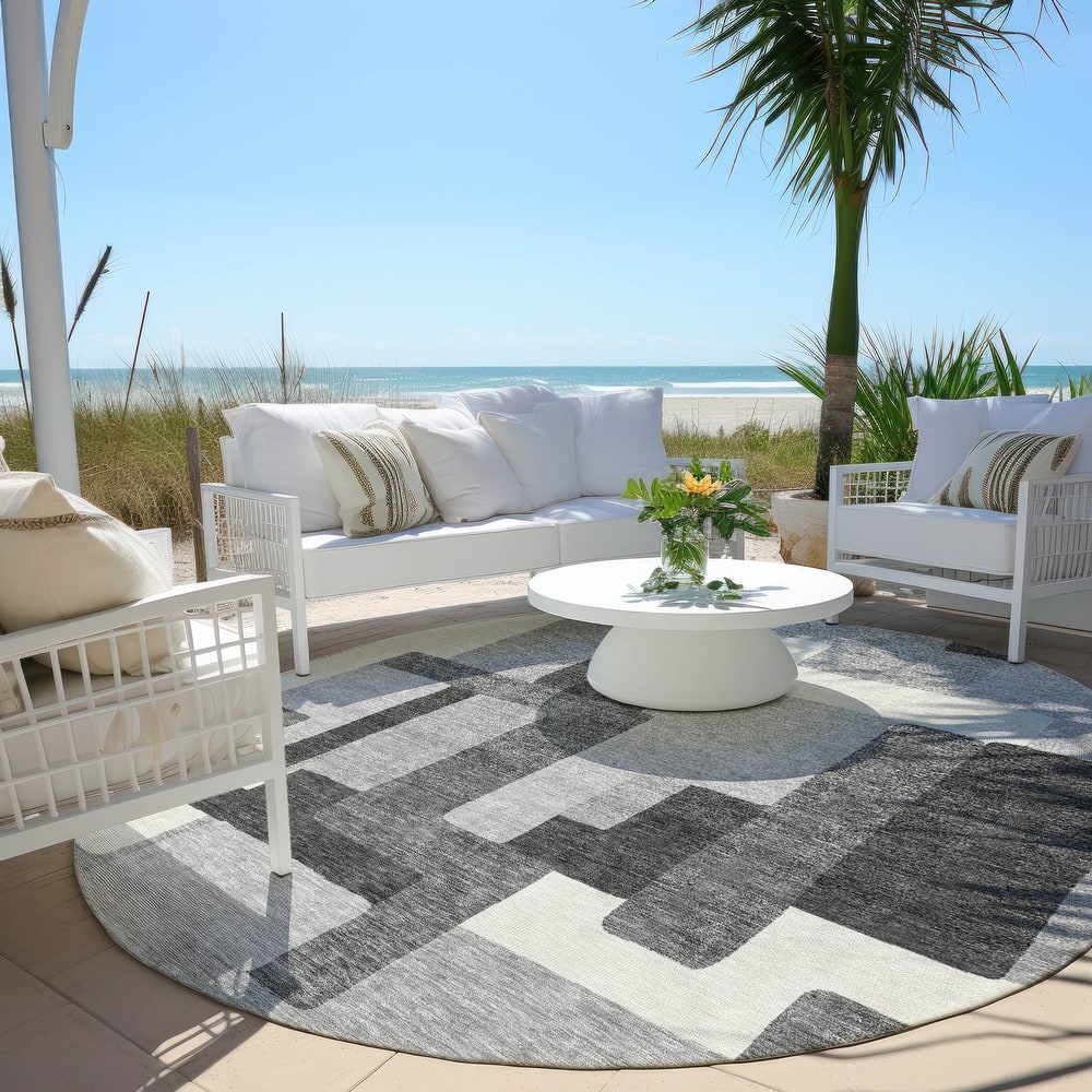 Machine Washable Indoor/ Outdoor Chantille Modern Blocks Rug