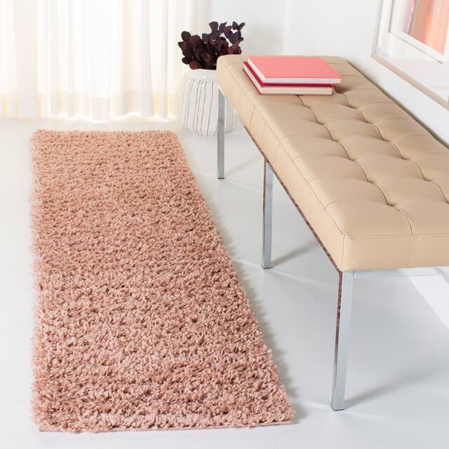SAFAVIEH August Shag Veroana Solid 1.5-inch Thick Rug - 2' x 7' Runner - Rose