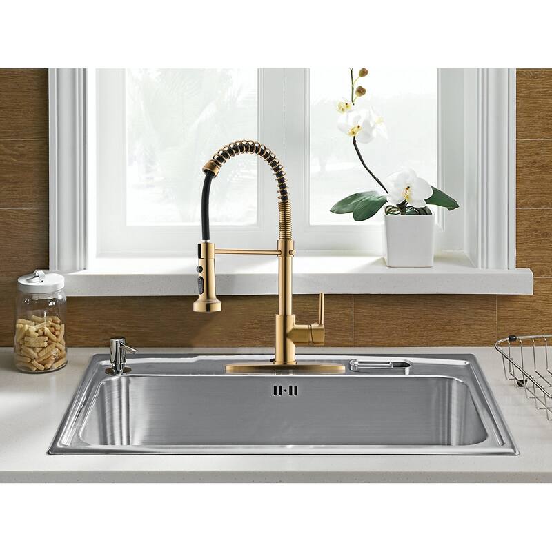 Single Handle Pull Down Kitchen Sink Faucet