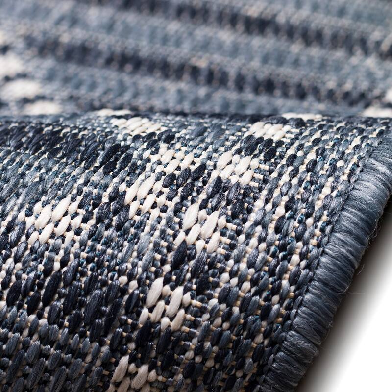 Liora Manne Malibu Checker Diamond Indoor/Outdoor Rug