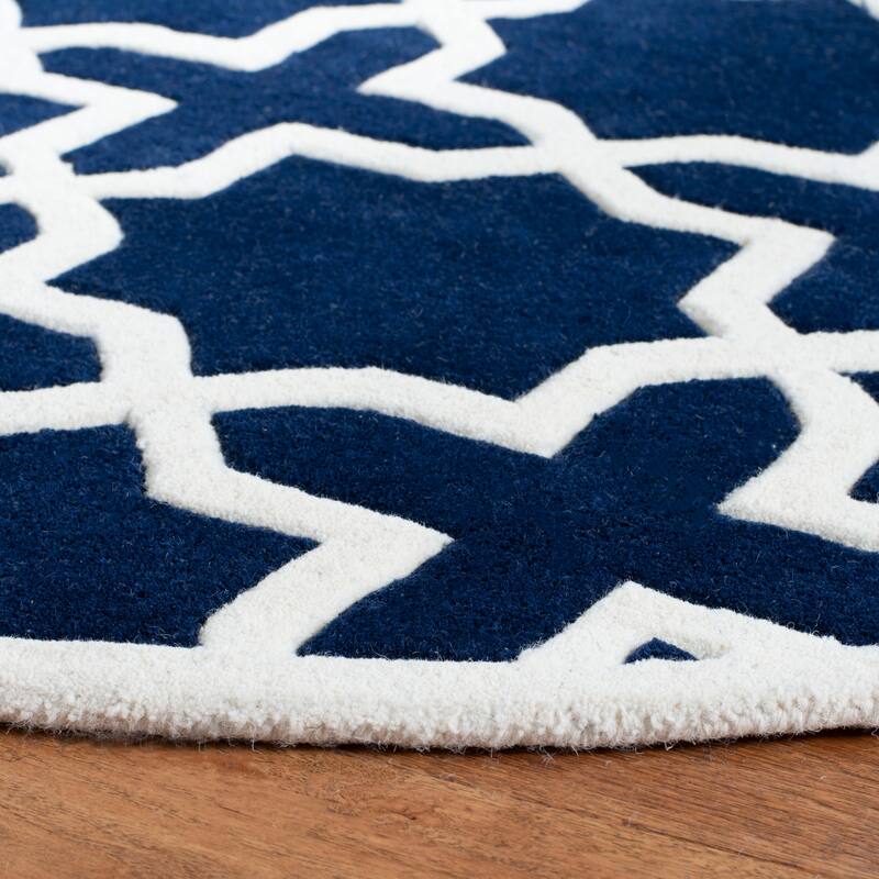 SAFAVIEH Handmade Chatham Begie Modern Moroccan Wool Rug