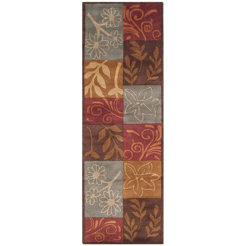 SAFAVIEH Handmade Bella Thuan Modern Floral Wool Rug