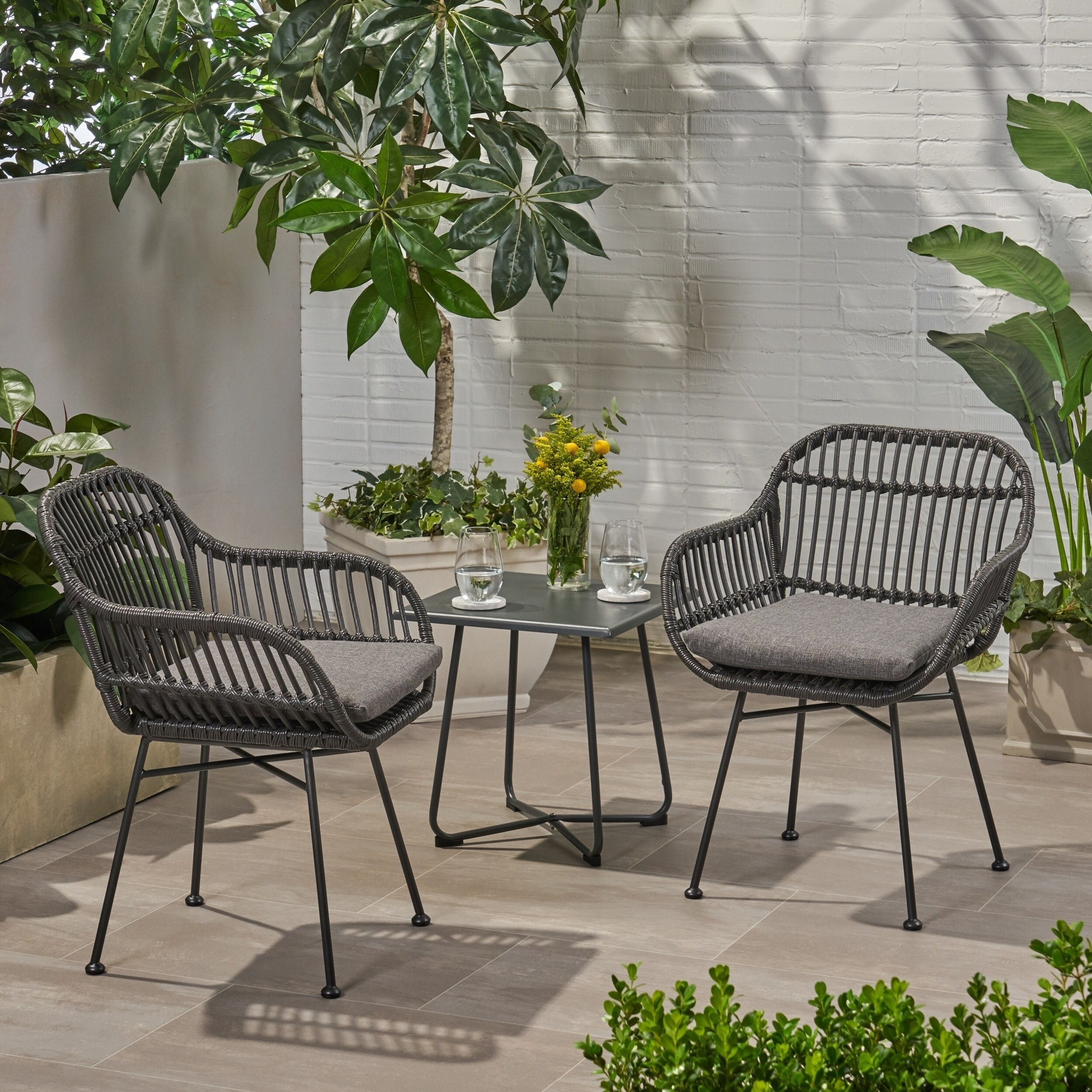 Faux rattan patio discount chairs