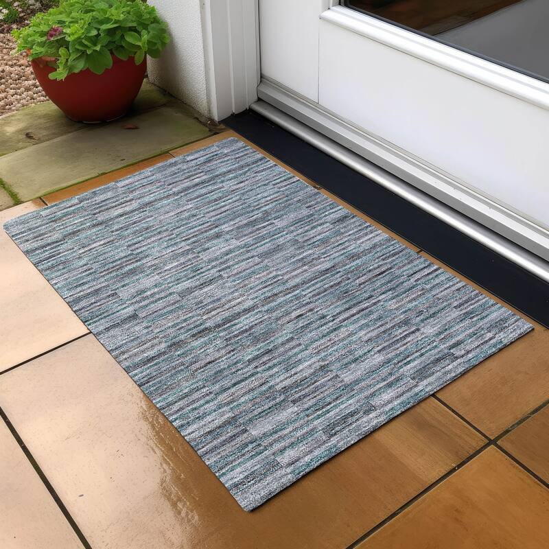Machine Washable Indoor/ Outdoor Chantille Contemporary Geo Rug - Teal - 1'8" x 2'6"